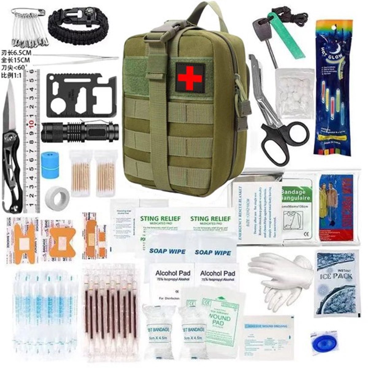 Complete 33-delige EHBO- en survivalset uitgestald met groene tactische tas, zakmes, zaklamp en eerste hulp artikelen