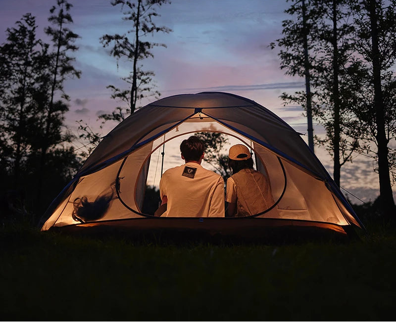 Waterdichte trekking tent voor 2 of 3 personen met leefruimte en zonbescherming