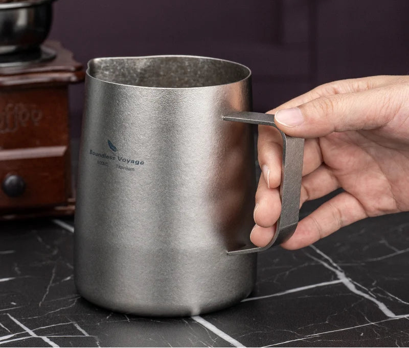Titanium Schenkkan - 600ml