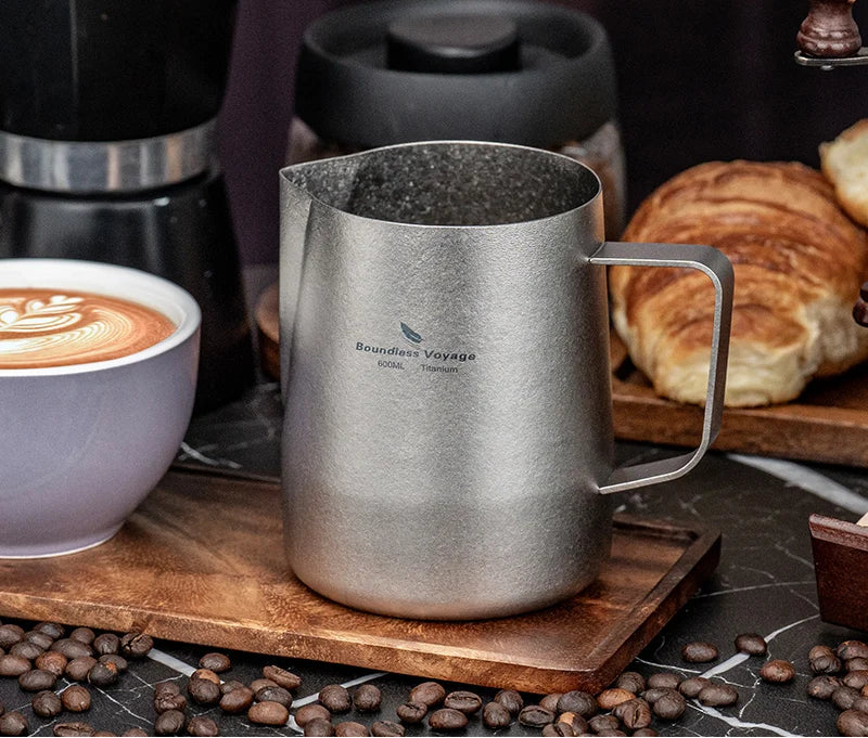 Titanium Schenkkan - 600ml
