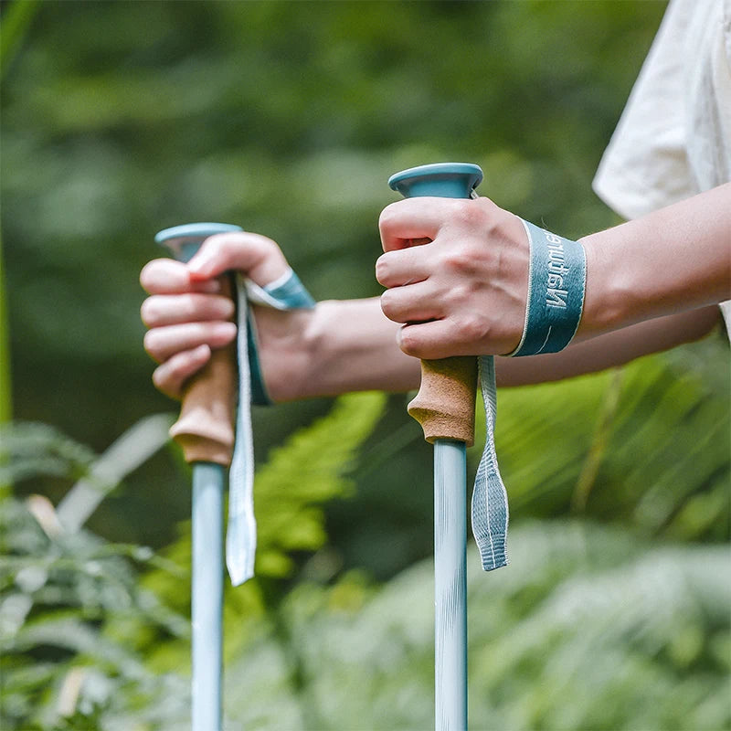 Ultralichte professionele wandelstok voor vrouwen met kurken handgreep en wolfraampunt